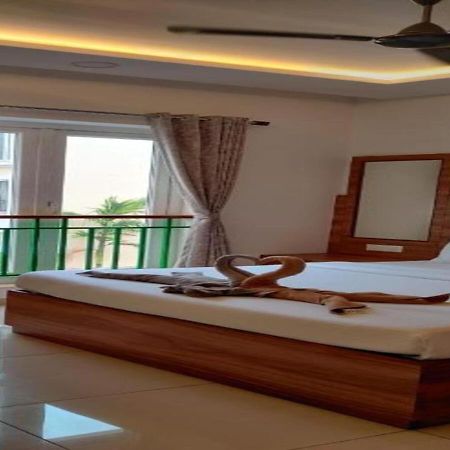 Eerus Den - A Luxurious 2 Bedroom Apartment By Leela Homes Arpora Bagian luar foto